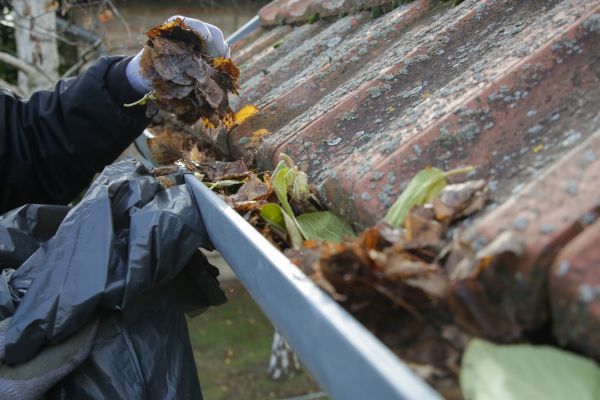 Commercial Gutter Unclogging in Greensboro